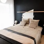 アパート Luxury Penthouse マンドレ