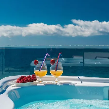 Luxury Penthouse Apartment Mandre