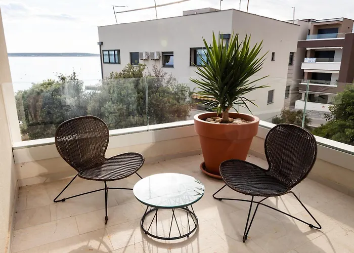 Luxury Penthouse Mandre