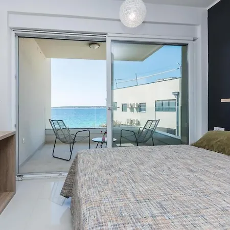 Luxury Penthouse * 만드레