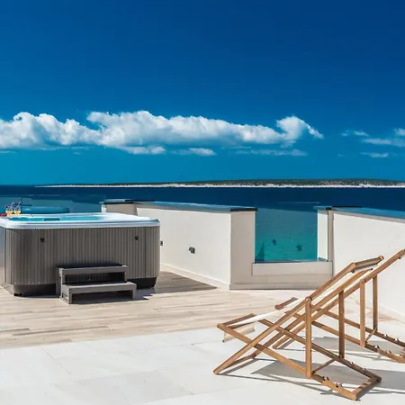 Apartment Luxury Penthouse Mandre