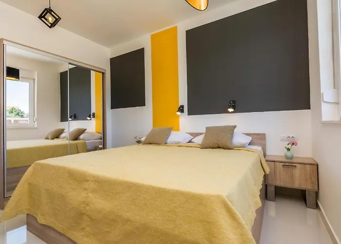 Luxury Penthouse 아파트 만드레