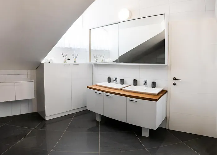 Luxury Penthouse Mandre