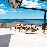 Luxury Penthouse *