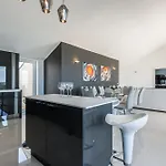 Luxury Penthouse Daire Mandre