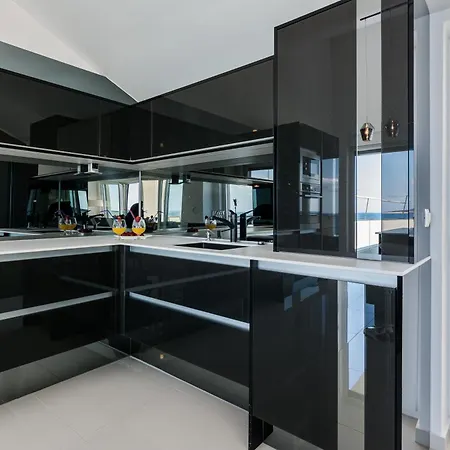 アパート Luxury Penthouse マンドレ