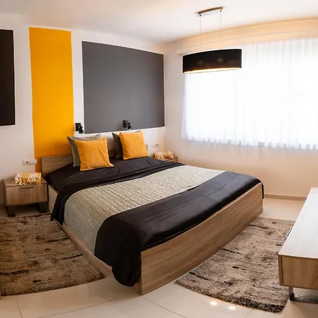 Luxury Penthouse * Mandre
