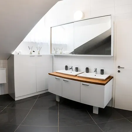 Luxury Penthouse Mandre